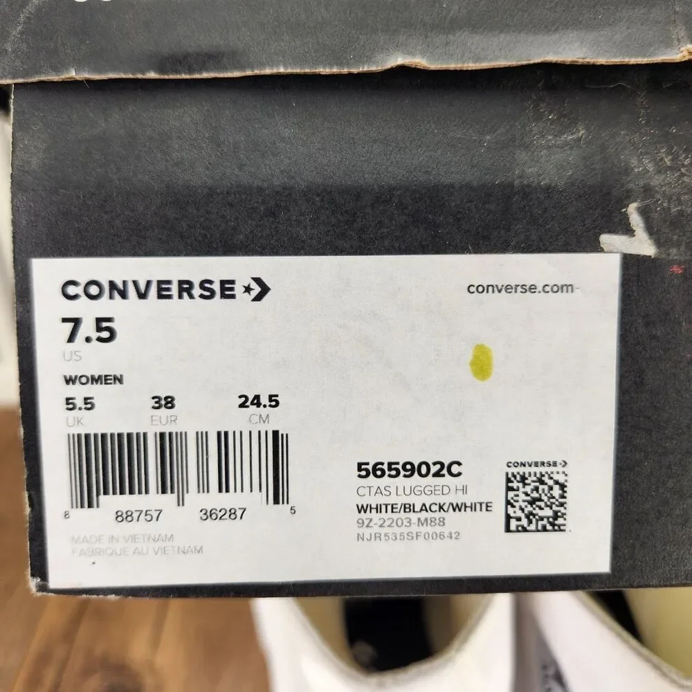 Converse CTAS Lugged Hi Womens 7.5 White Canvas Platform Sneakers Shoes 565902C